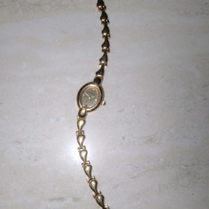 Golden Thin Watch For Ladies Girl