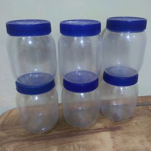 6 Plastic Storage Containers