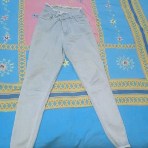 Two Jeans Available At  More Discount