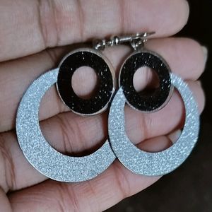 Handcrafted Earing