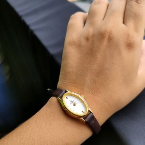 TITAN Karishma analogue Watch.