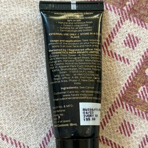 Faces Canada Weightless Matte Finish Foundation