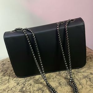 NEW BLACK SLING BAG ( Not used)