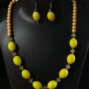 YELLOW CRYSTAL SET