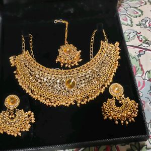 Jwellery Set Pearl Nd Diamond Work