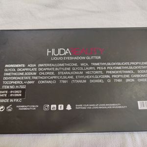 Huda- Liquid Eyeshadow