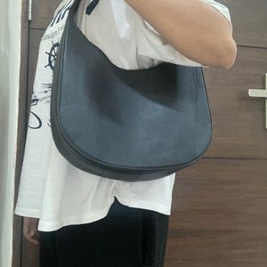 Black Cresent Shape Hand Bag