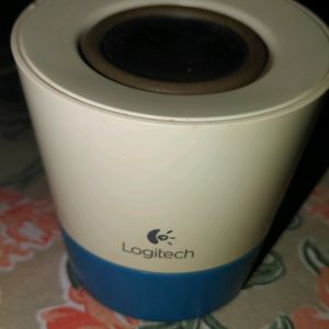 Logitech Z50