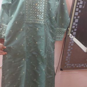 Kurta Set With Dupatta