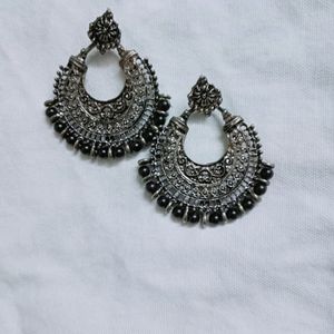 Silver oxidised earrings (trendy)