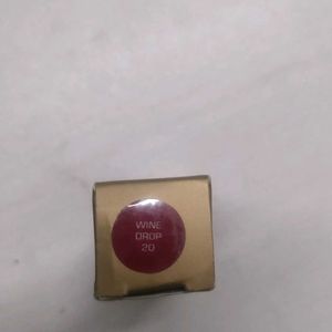 Newly Un Used With Price Tag Faces Canada Lipstick