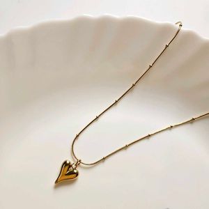 Trending Gold Heart Necklace Anti Tarnish