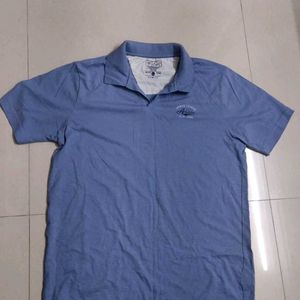 Collar T-shirt Blue Color