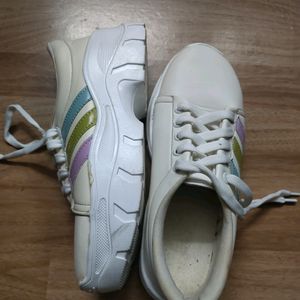 Casual White Shoes