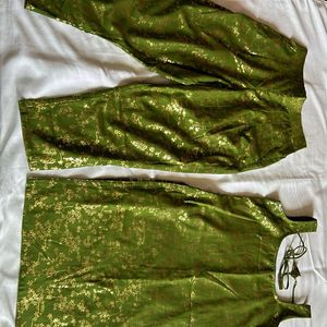 Women Green Kurta Set