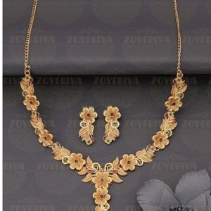 Elegant Women Neck Set