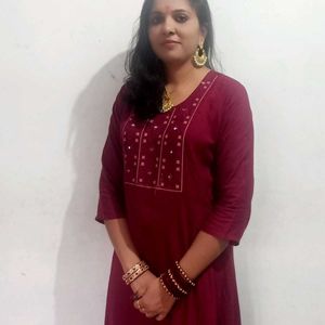 Mahroon Kurta