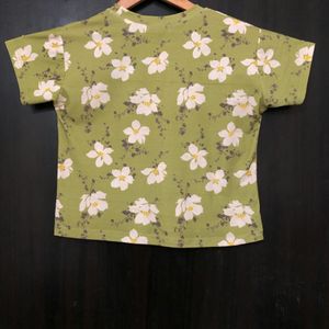 Floral Print Green Colour T Shirt For Summer 🏝️🌞