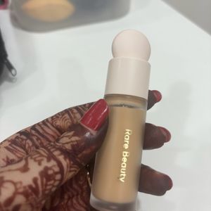 Rare Beauty Concealer- 250W