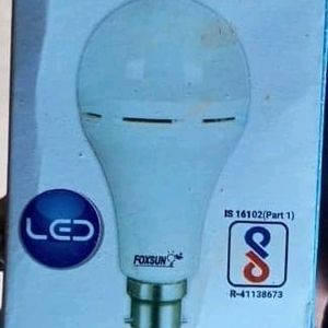 9 Watt Ac / DC Rechargeable Bulb