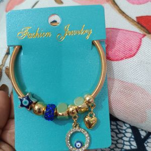 Beautiful Blue Evil Eye Bracelet