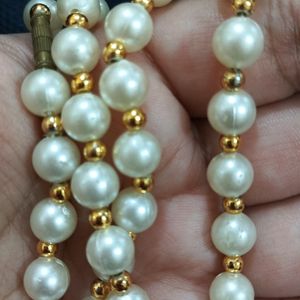 Cream and Gold Bead Necklace