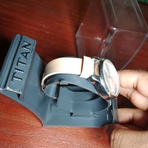 TITAN Women's Wrist Watch