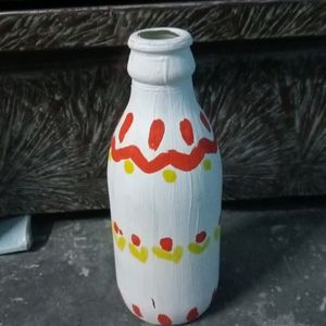 knGlass Bottle For Decorating Flower Pots Like Any