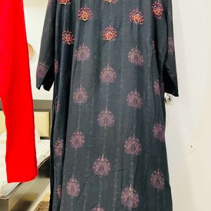 Combo - Black Kurta With Red Leggings