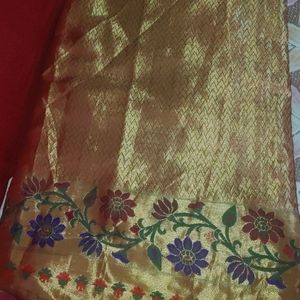 Shalu Saree With Golden Design