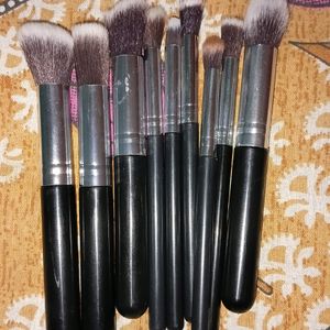 Makeup Brush Set Of 09