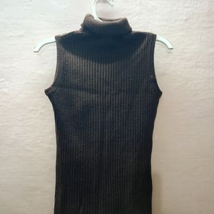 Sleeveless Sweater Tshirt  For  Women