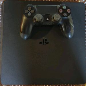 PS4 Slim