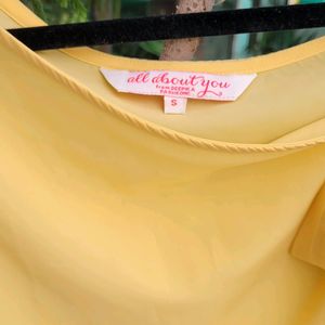 Vintage Cottagecore Pinterest Aesthetic Yellow Top