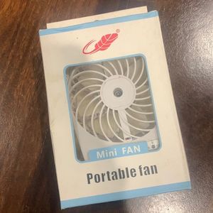 Mini portable USB fan