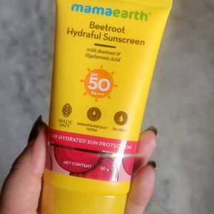 Mamaearth Beetroot Sunscreen