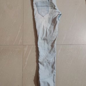 Super Skinny Light Blue Mid-rise Jeans