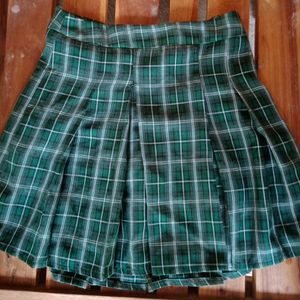 Korean Green Pleated Mini Skirt 🍥