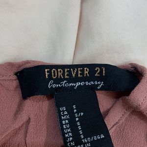 Forever 21 - Size Small - Smart Casual Top