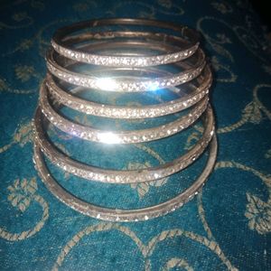 White Jerkin Bangles Piece 6