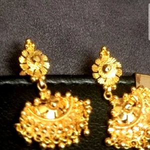 Gold Plated Earing For Donation