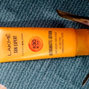 Lakme Sunscreen