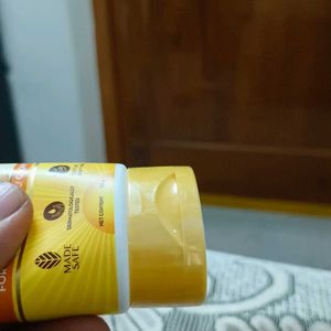 Mamaearth Vitamin C Daily GlowSunscreen SPF50PA+++