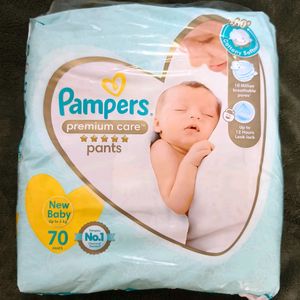 👶🏻PAMPERS NEWBORN DIAPERS 70 Pc SEALED PACKAGE❗