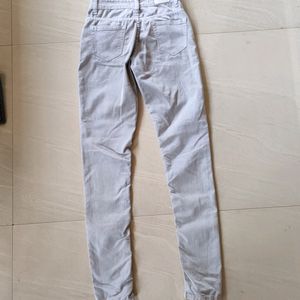 ZOLA JEANS