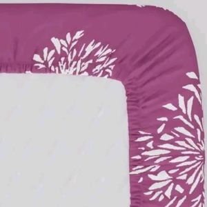 Elastic Fitted Bedsheet With 2 Pillow Cover