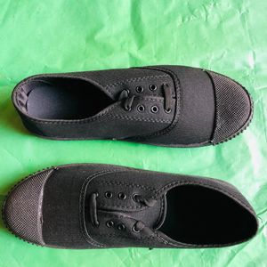 Black Flat Shoes For Men