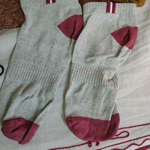 4 Pair Socks