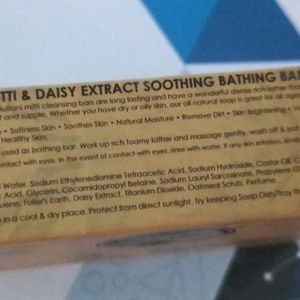 Oxi9 Multani Mitti & Daisy Extract Soothing Bar