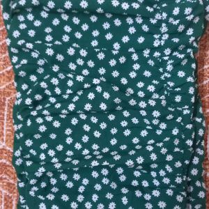 Women Gorgeous Green Floral Ruched Dress